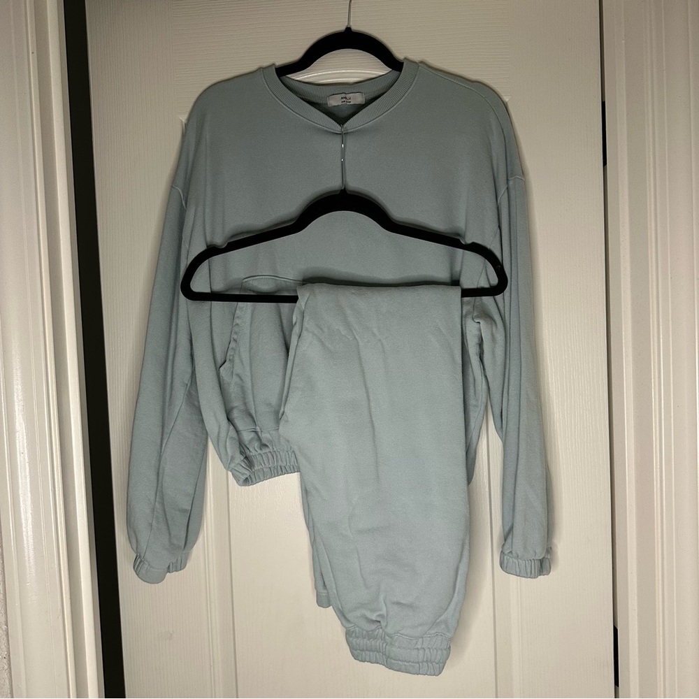 Stylenanda Matching Light Blue Pastel Sweats Set